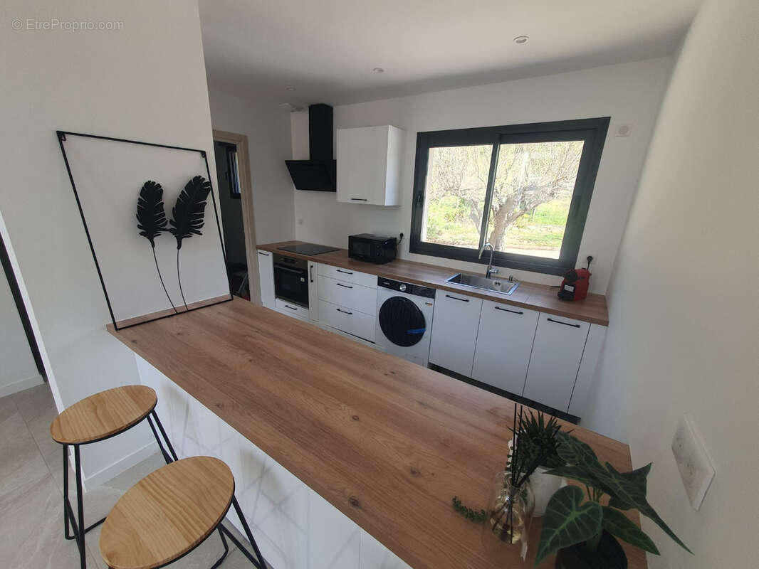 Maison à PLAN-DE-LA-TOUR