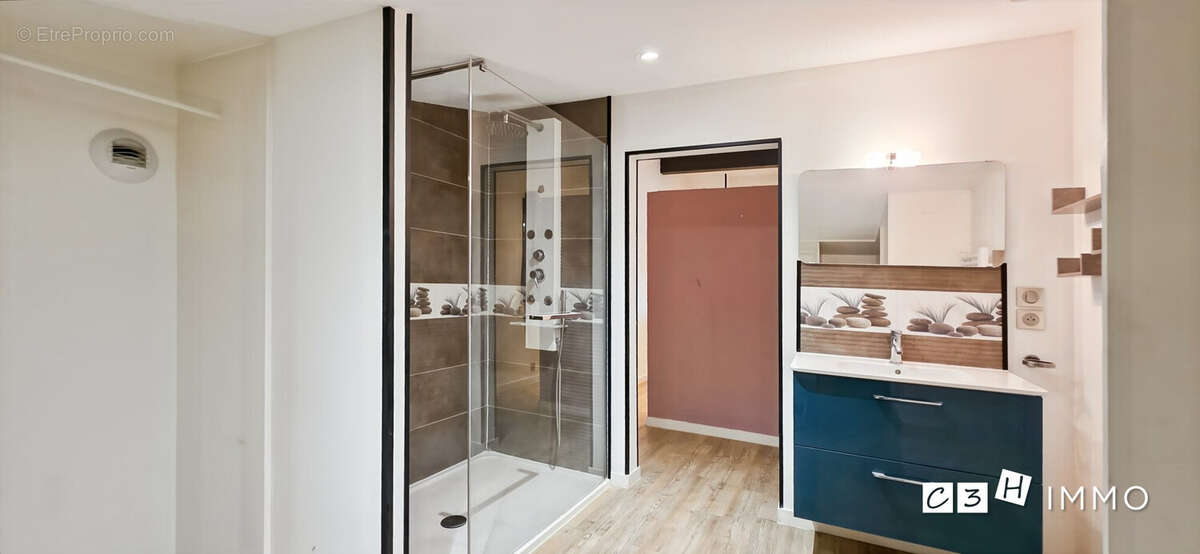 Appartement à MAUZAC