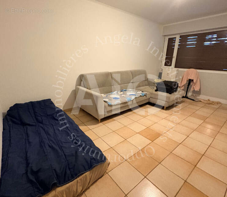 Appartement à RILLIEUX-LA-PAPE