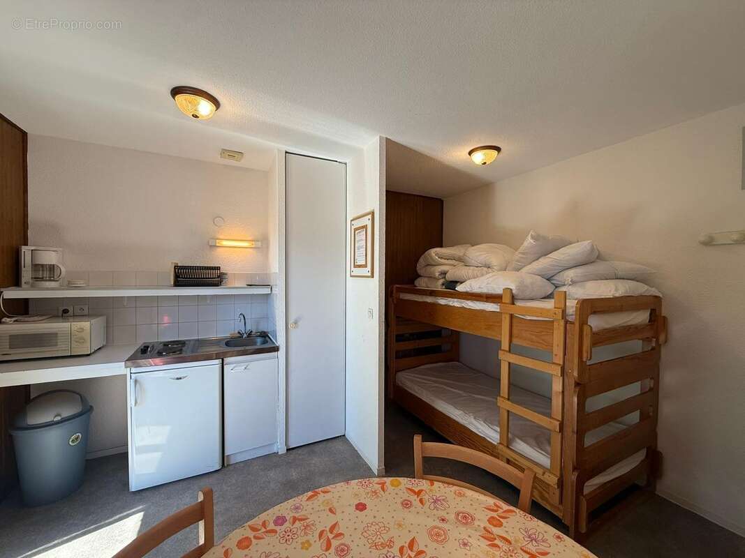   - Maison à PRADES