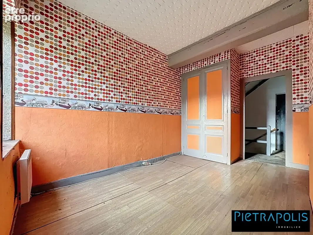 Maison 190 m² à Saint-Genis-Laval  - photo 6
