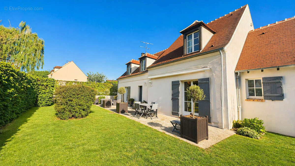 Maison à ORRY-LA-VILLE