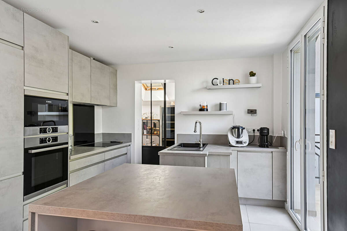 Maison à NANTERRE