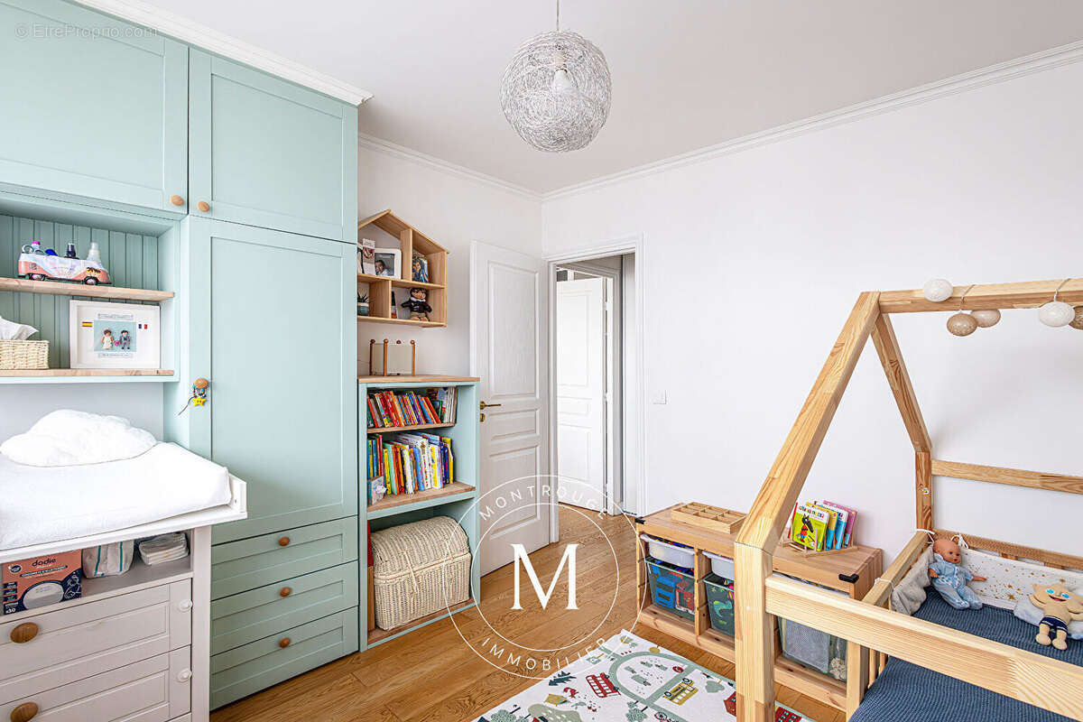 Appartement à MONTROUGE