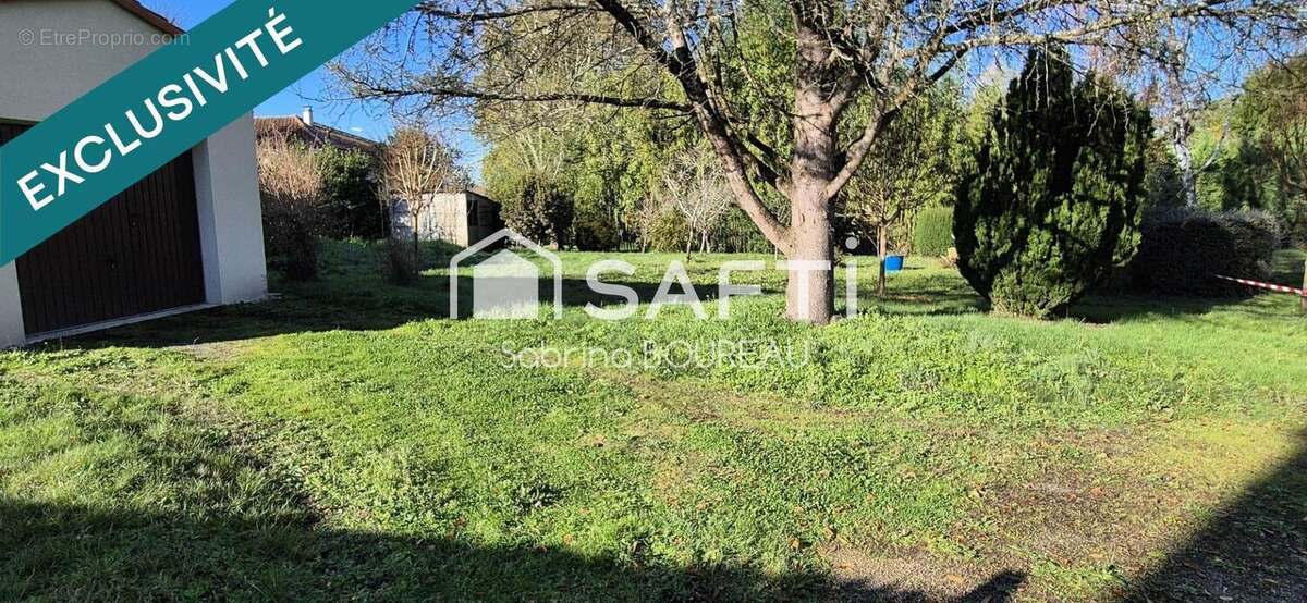 Photo 2 - Terrain à ECHIRE