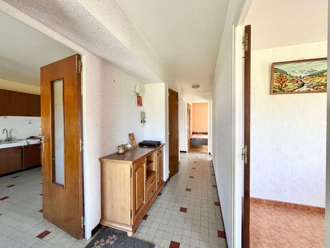 Appartement à GROISY