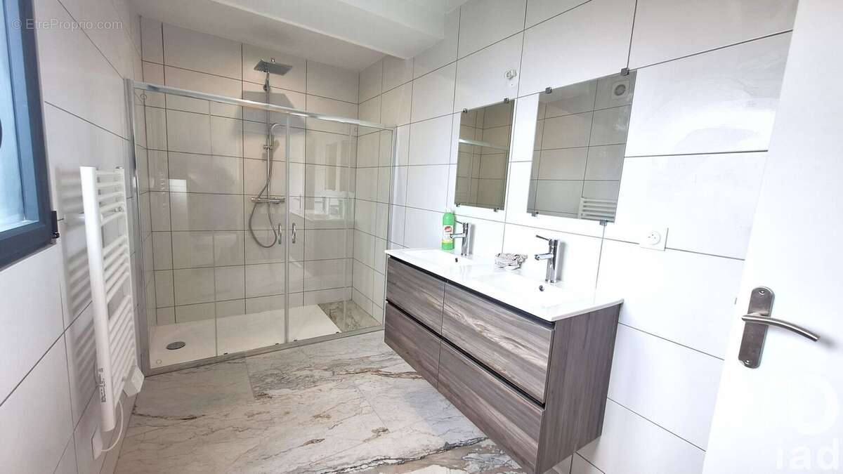 Photo 9 - Maison à BUCHY