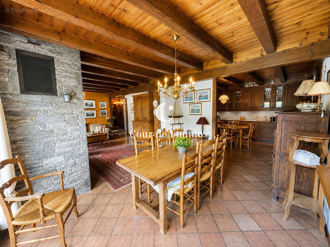 Maison à AYSE