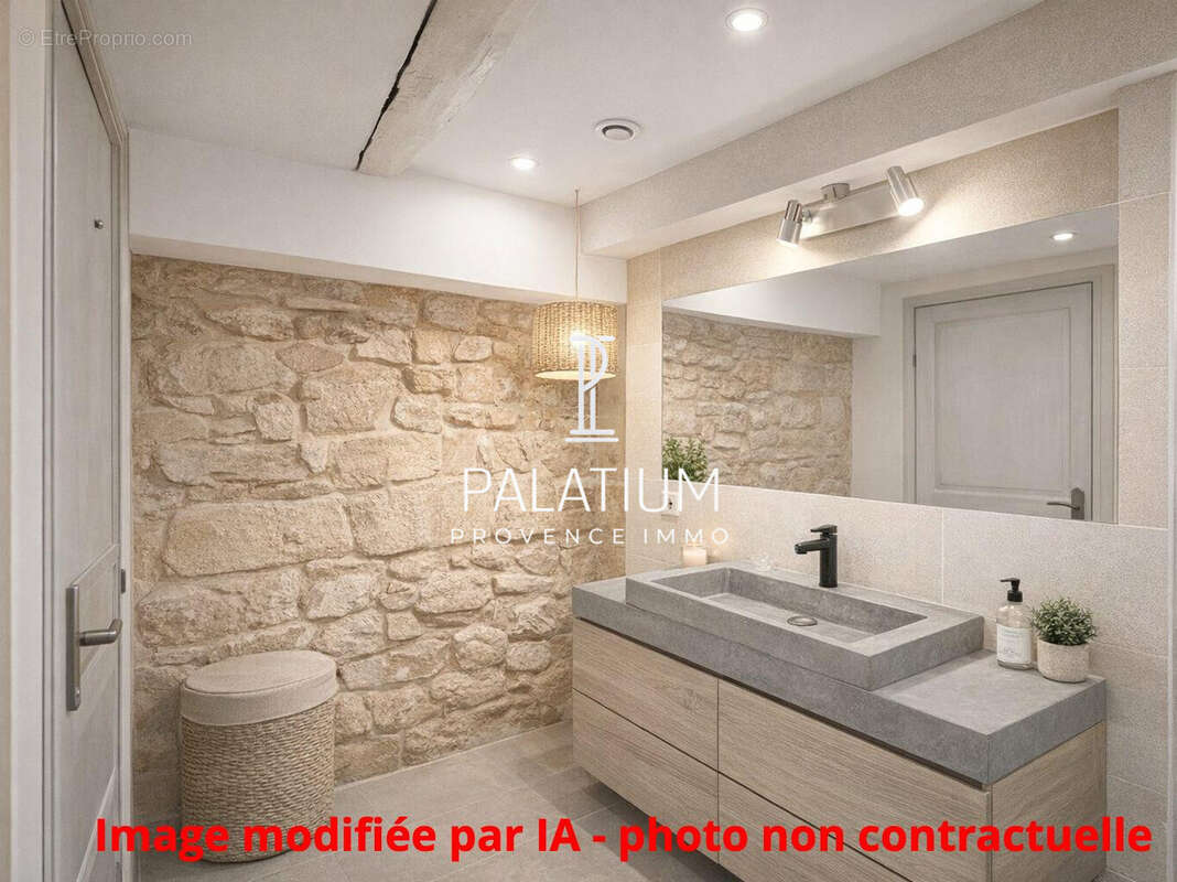 Appartement à MARSEILLE-7E
