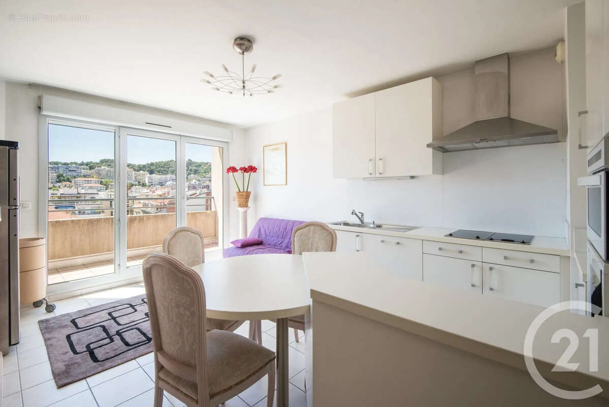 Appartement à NICE