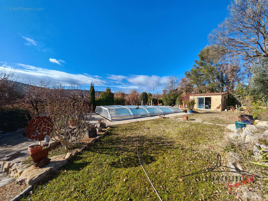 Maison à VAISON-LA-ROMAINE