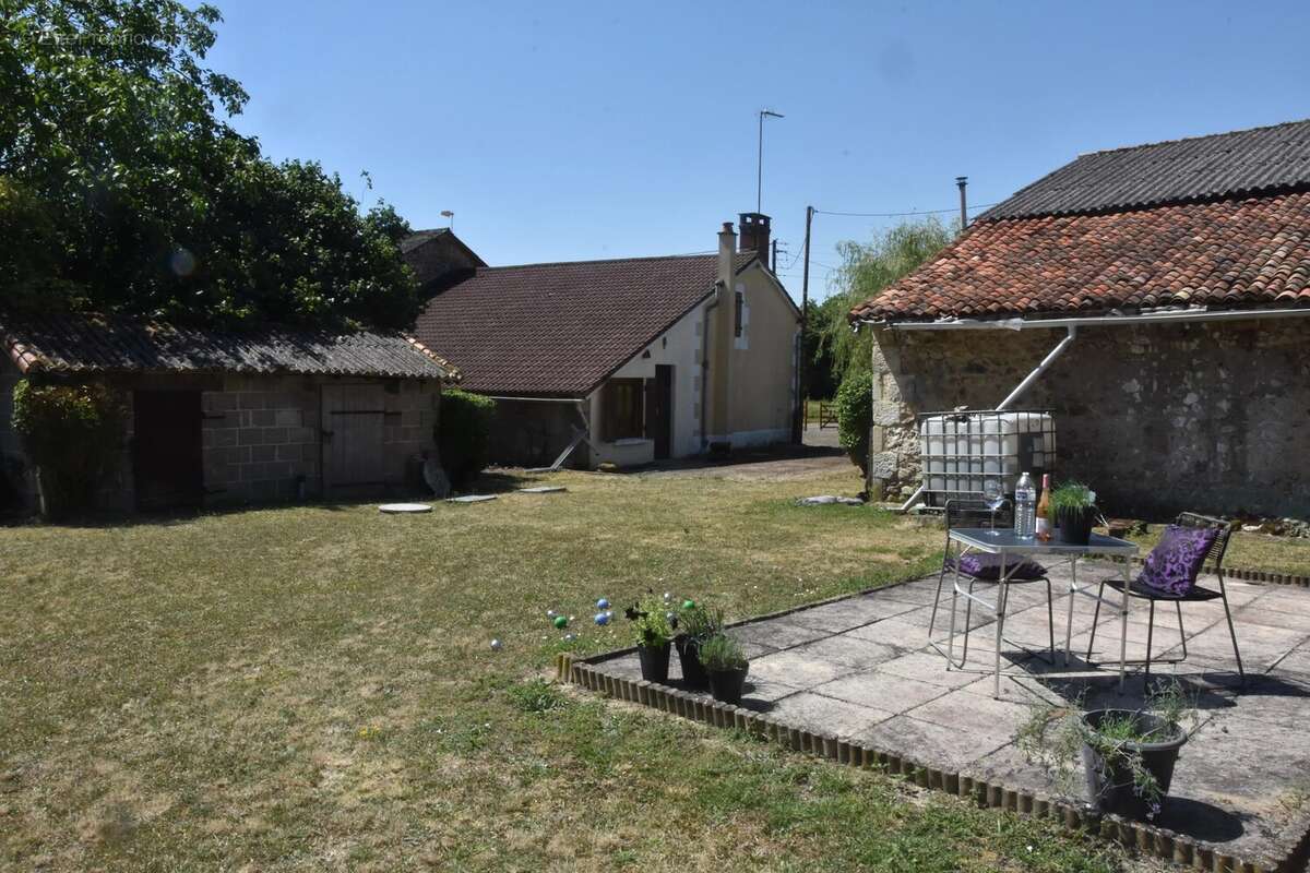 Charmante ferme située dans un cadre champêtre paisible - photo 2