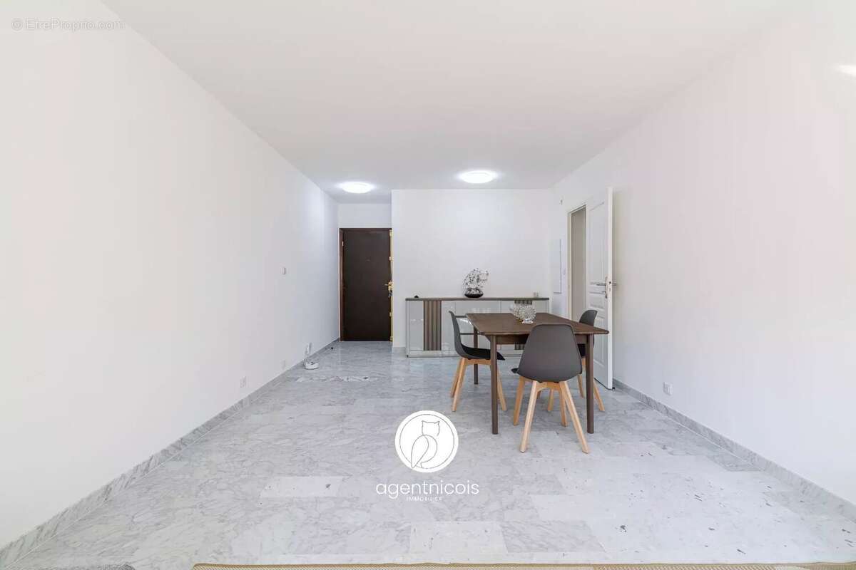 Nice // fleurs - rue de france : 3 pieces / rénové / balcon / traversant - photo 21
