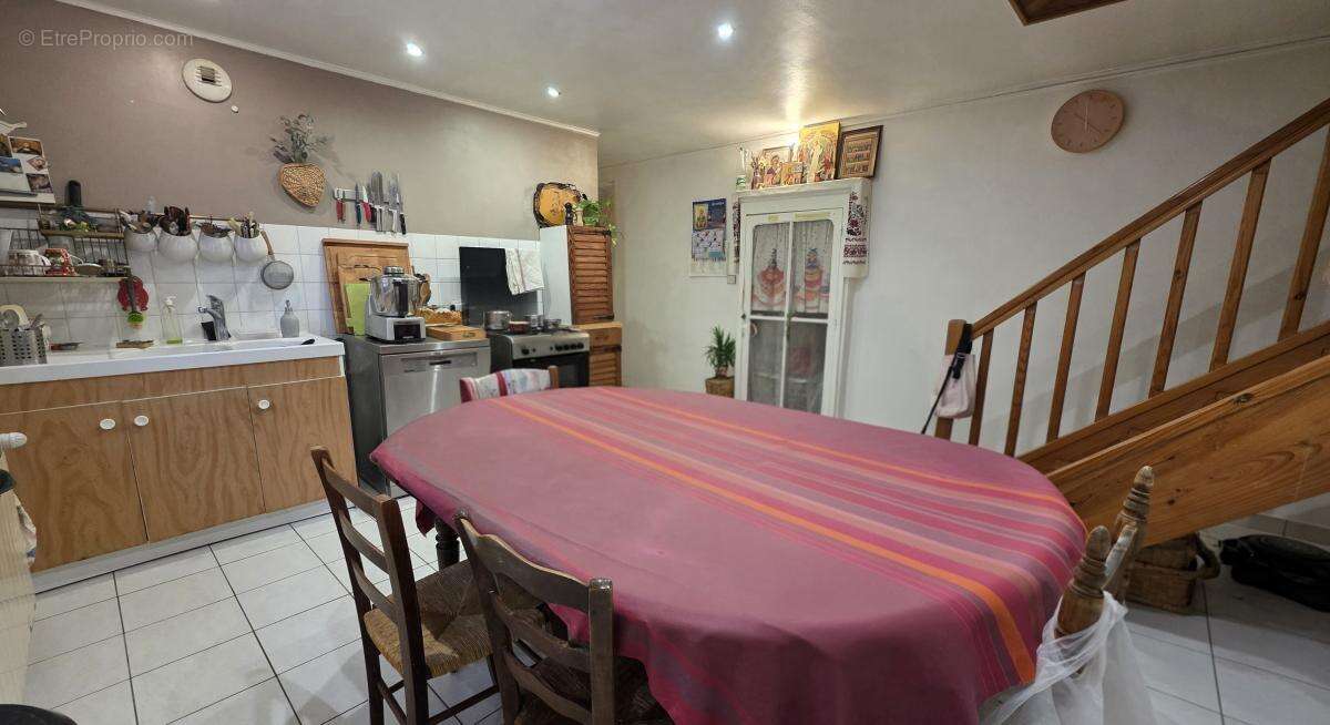 Maison à FRANCHEVILLE