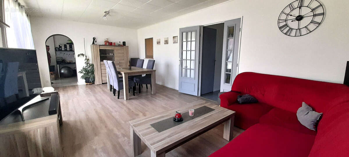 Pavillon de plain-pied rénové de 130 m² - photo 3
