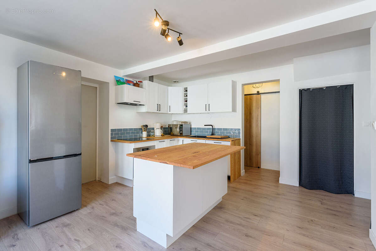 Maison Amou 5 pièce(s) 131m2 - photo 3