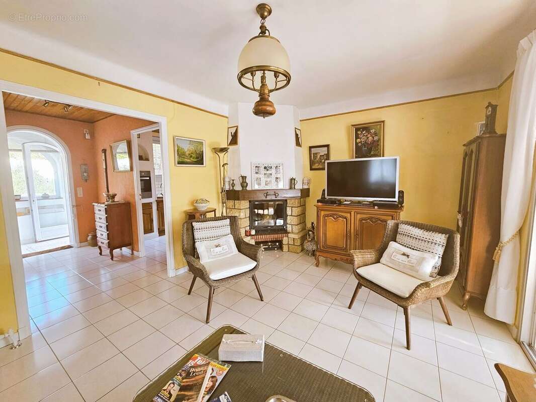 Maison à MOUGINS
