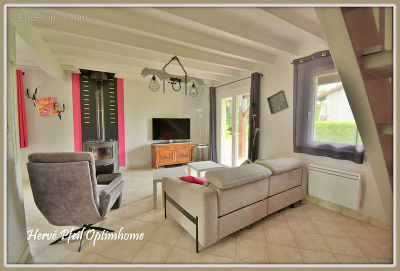 Maison à SAINT-ETIENNE-DE-SAINT-GEOIRS