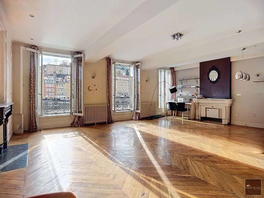 Appartement à LYON-1E