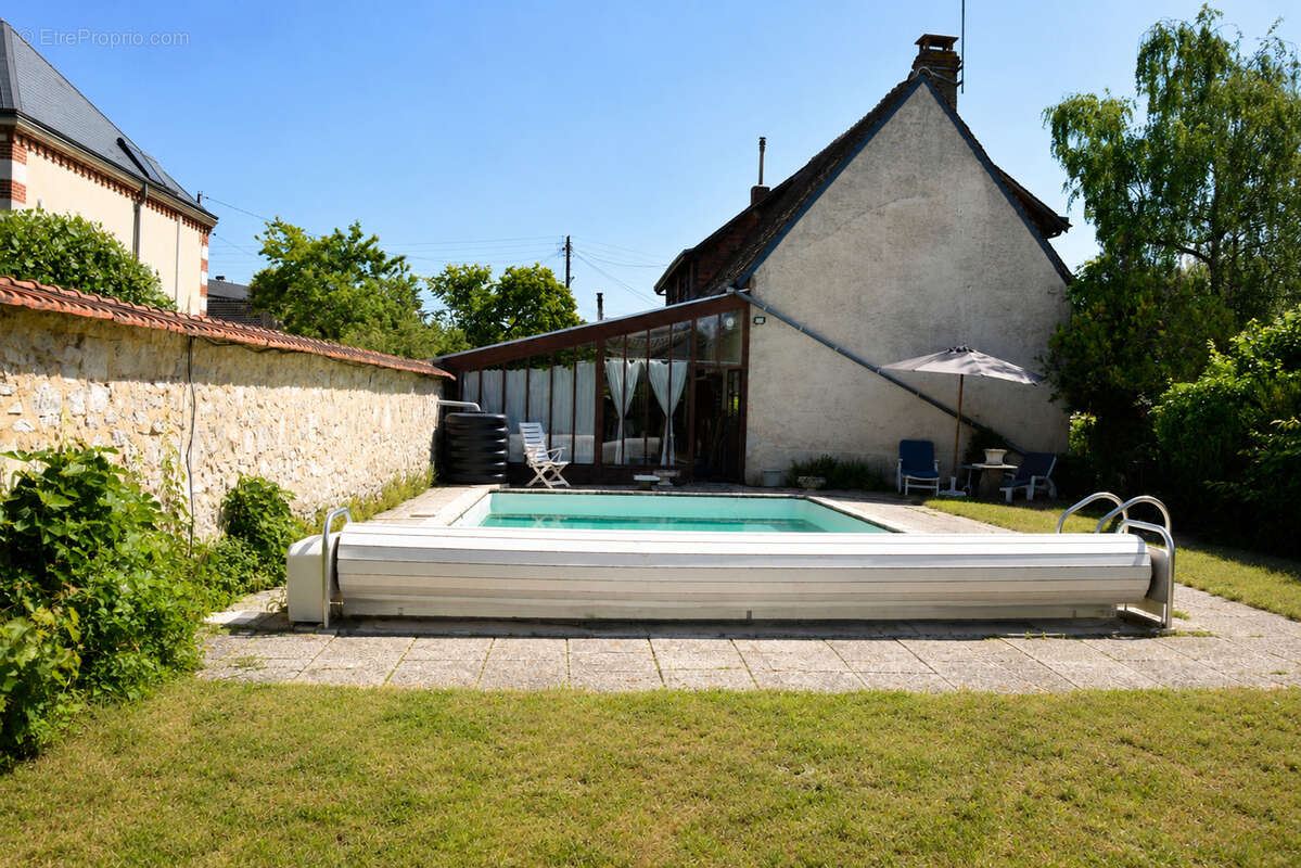Maison à CHALETTE-SUR-LOING