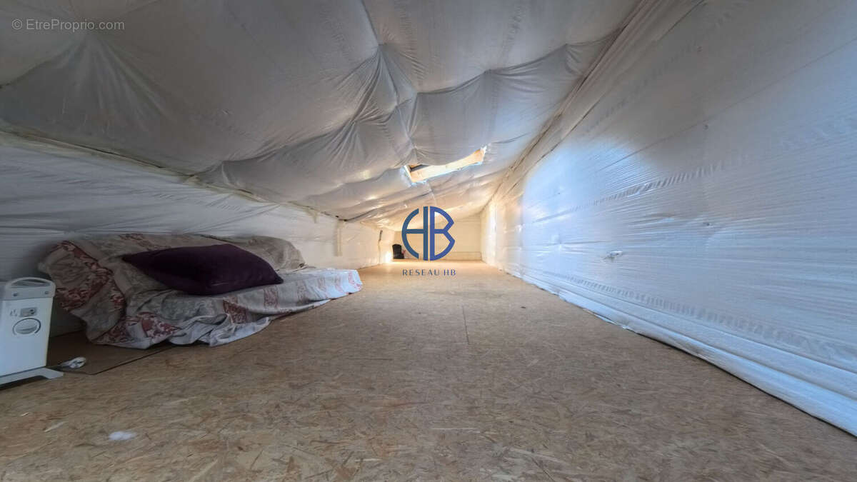 Maison à LA COURNEUVE