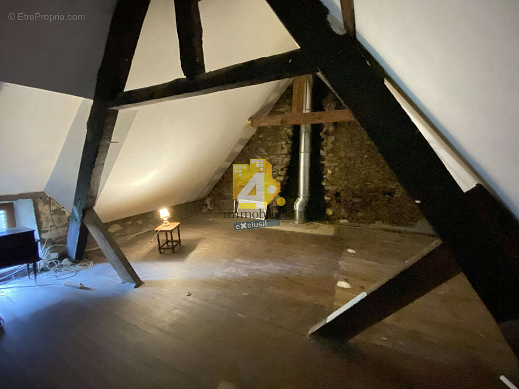 Maison à SAINT-JOACHIM