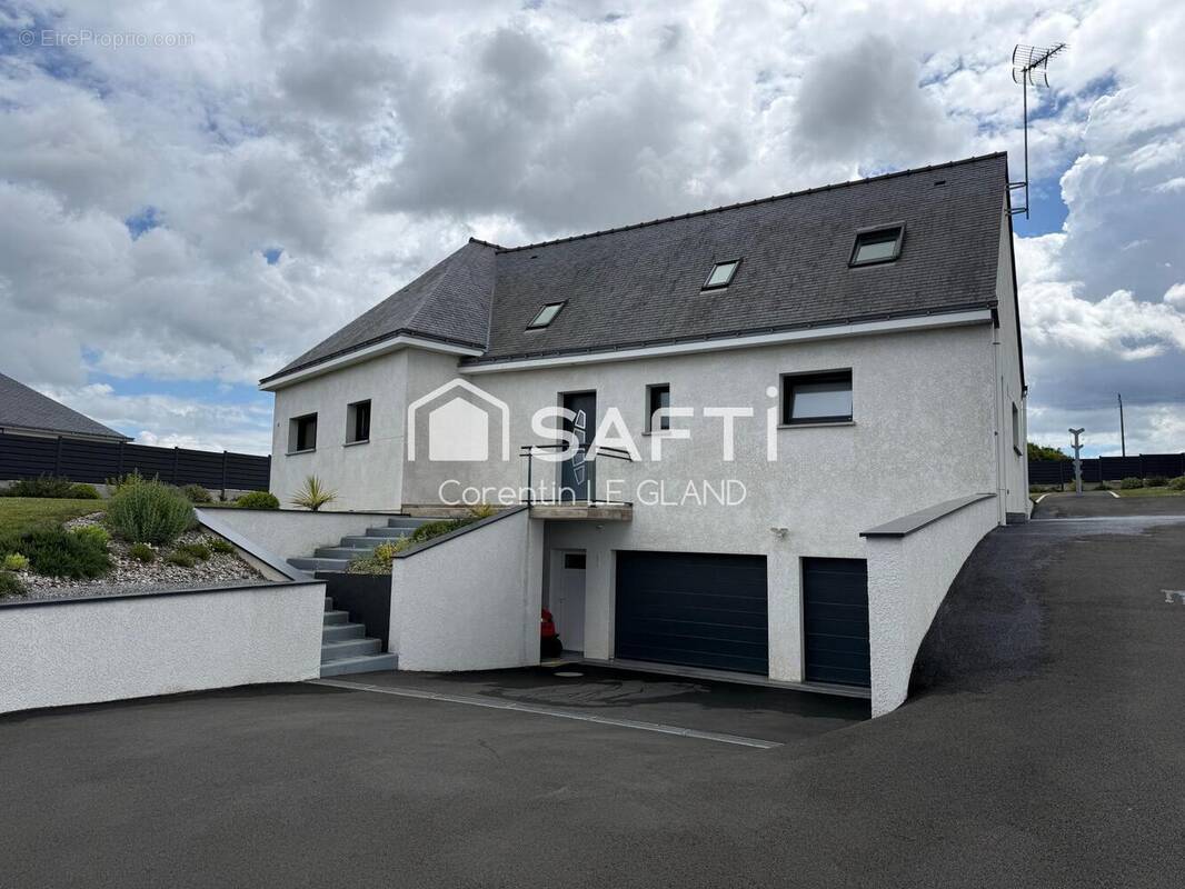 Photo 1 - Maison à BEGANNE