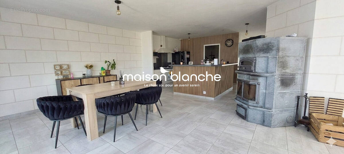 Maison à MONTJEAN-SUR-LOIRE
