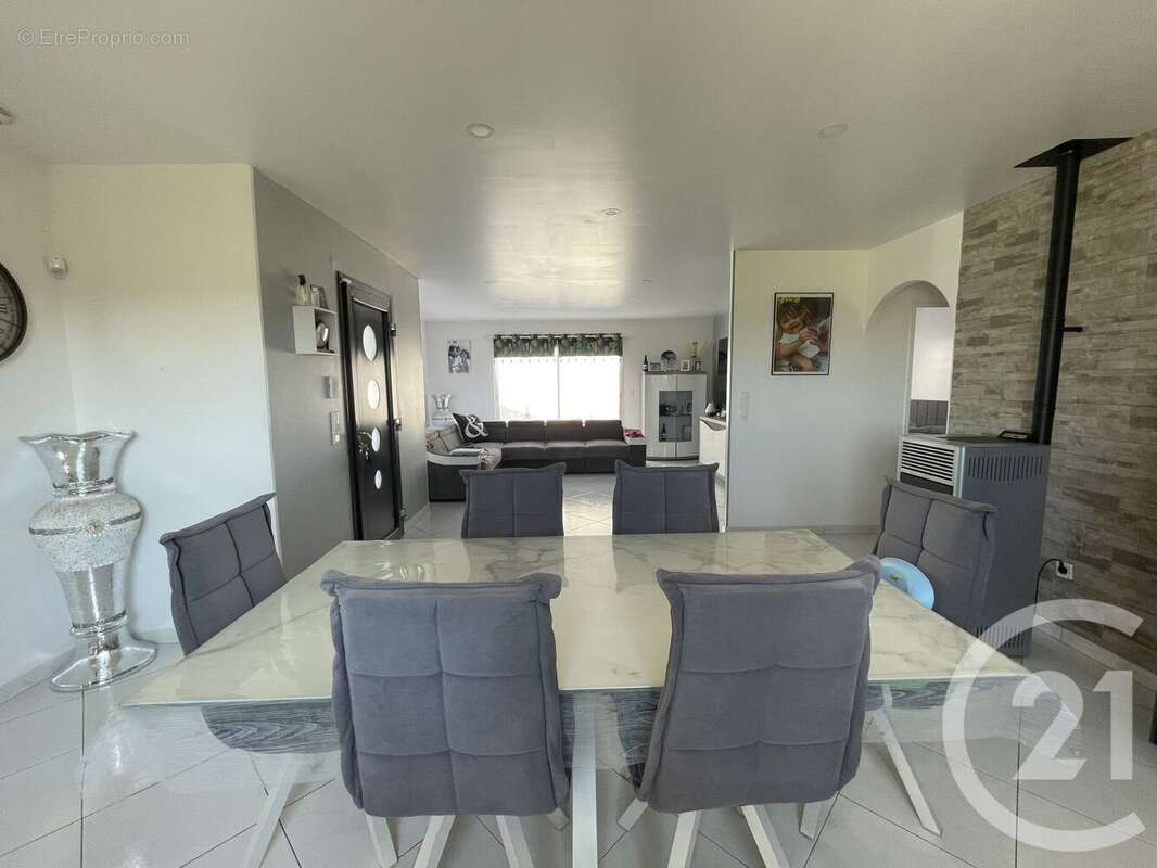 Maison à SAINT-SULPICE-DE-ROYAN