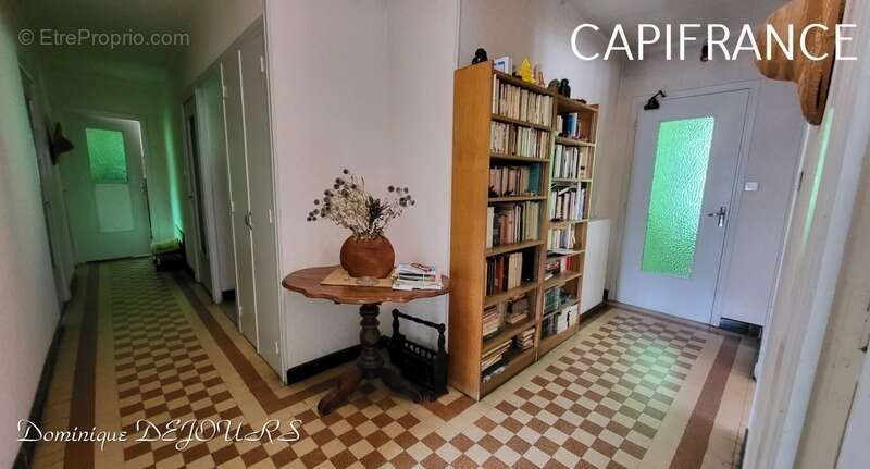 Maison à SAINT-SAUVEUR-DE-MONTAGUT