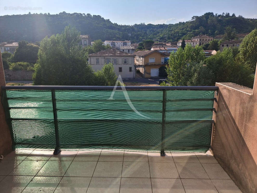 Appartement T2 avec terrasse et garage BEDARIEUX - photo 3