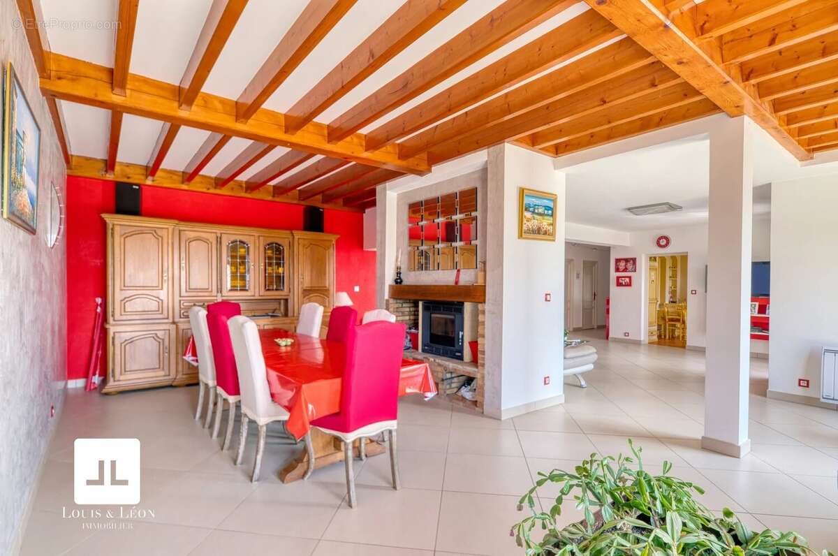 Maison à MARCY