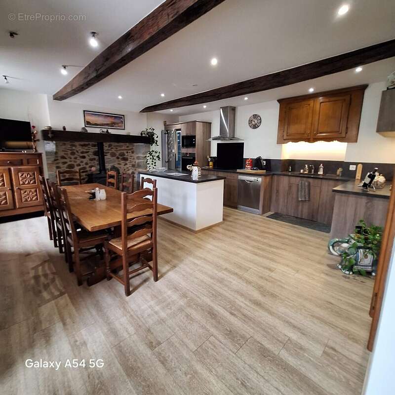 salle à manger maison - Maison à MAULEON-BAROUSSE