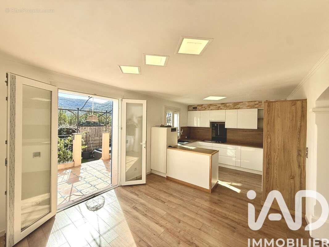 Photo 8 - Maison à LA MOLE