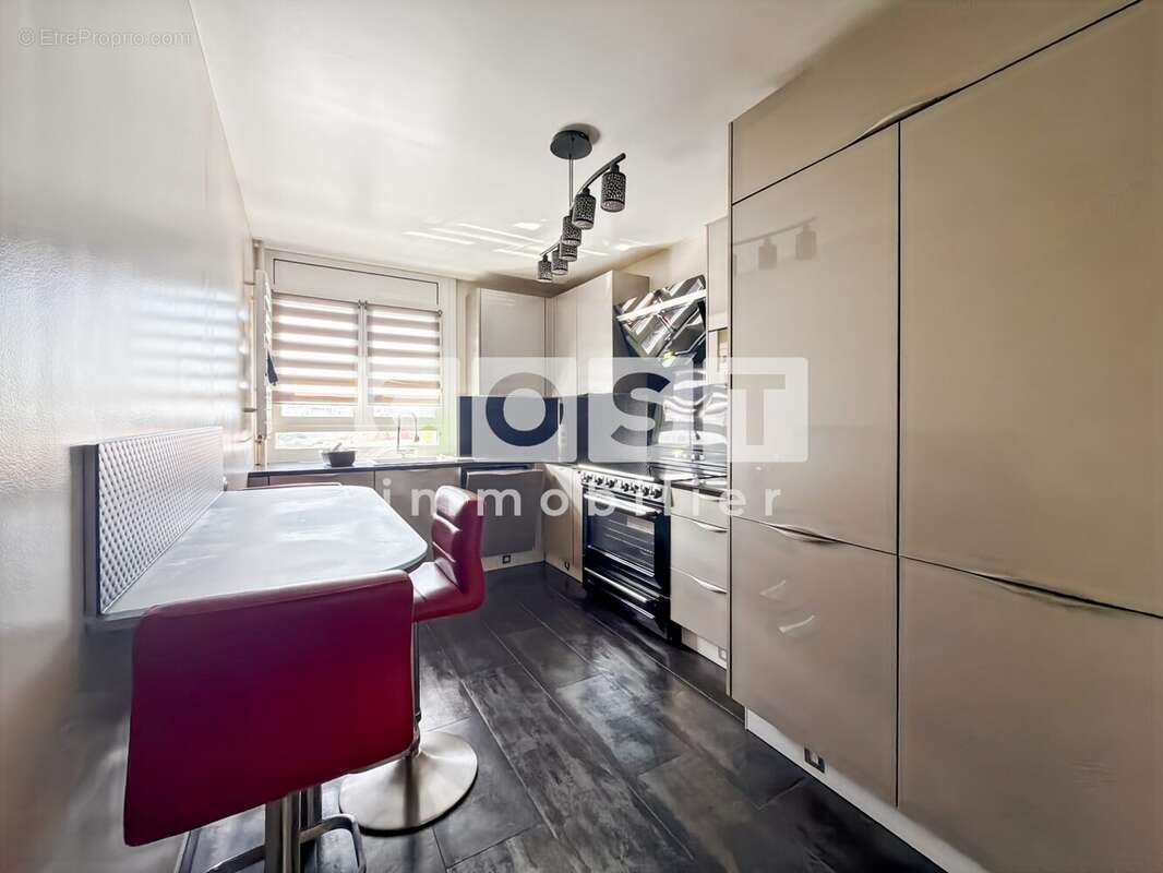 Appartement à ASNIERES-SUR-SEINE