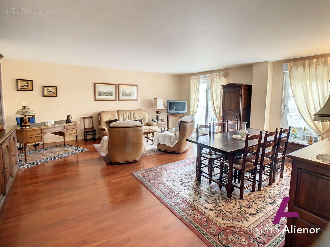 Appartement à LE BOUSCAT