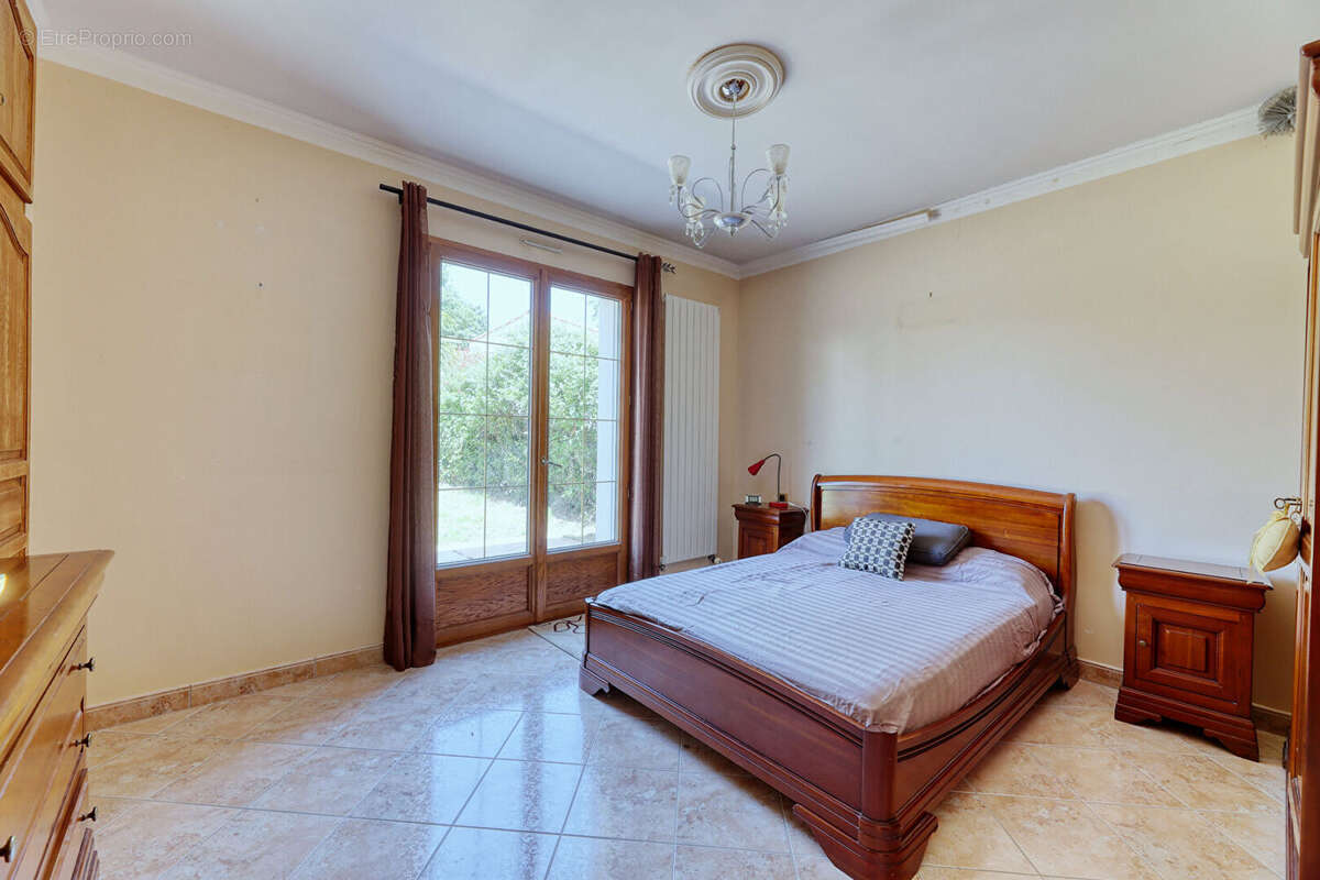 Maison Montaigu centre - photo 6