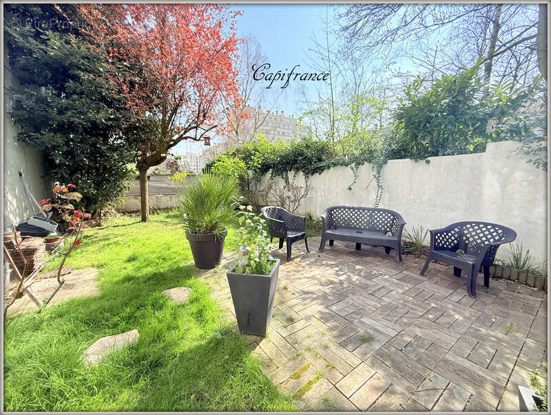 Appartement à LIVRY-GARGAN