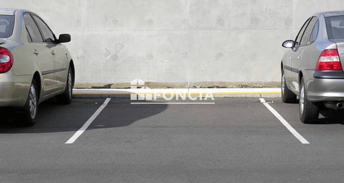 Parking à VERNOUILLET