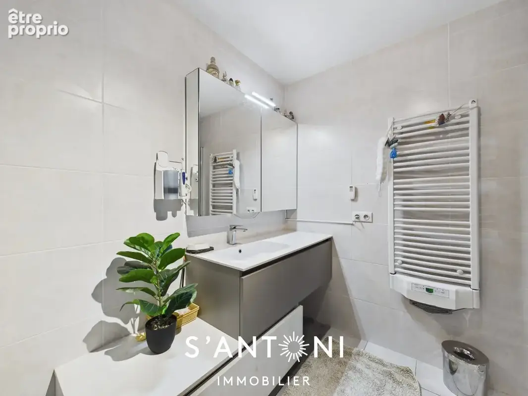 VIAGER OCCUPE- maison impeccable au calme, deux pas de la mer - photo 9