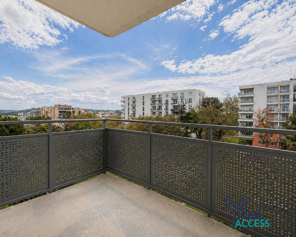 Appartement à VENISSIEUX