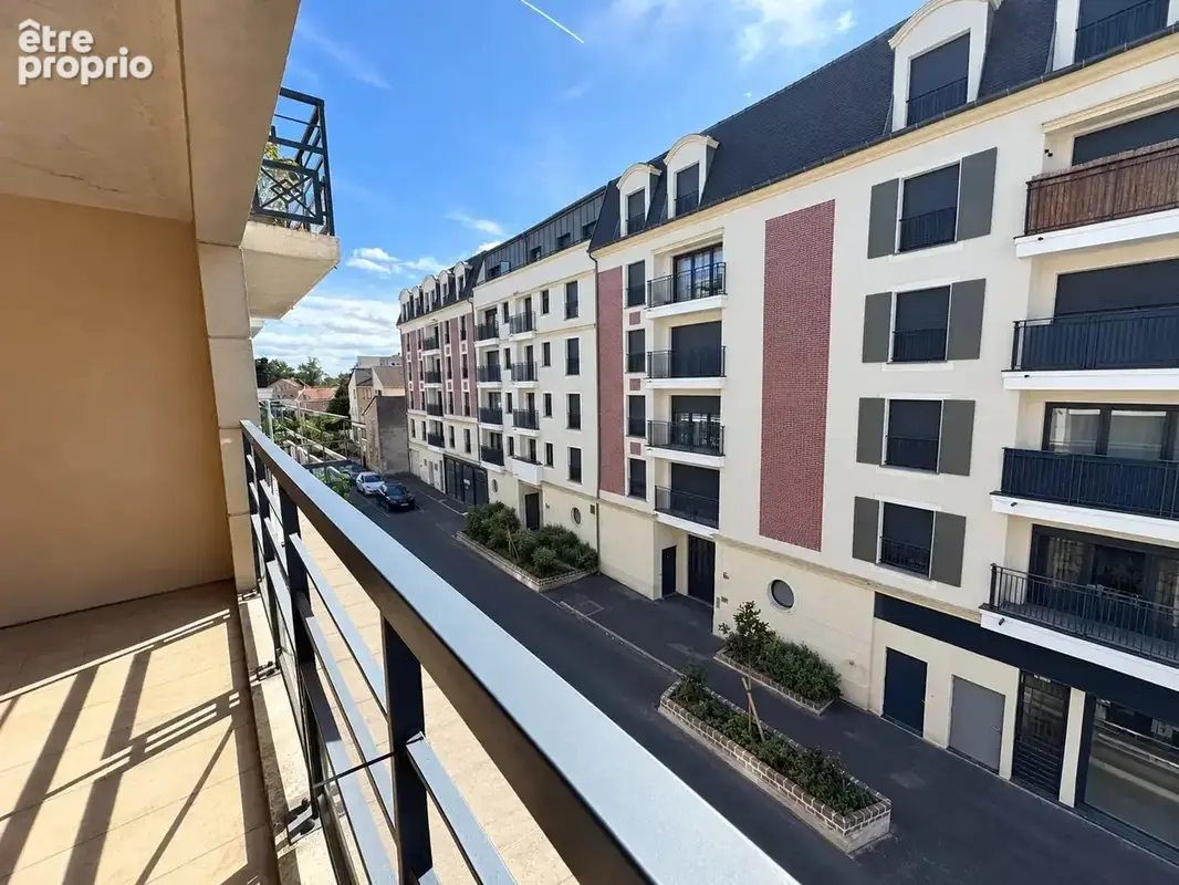 Photo Appartement à Le Plessis-Trevise au prix de 367 500€