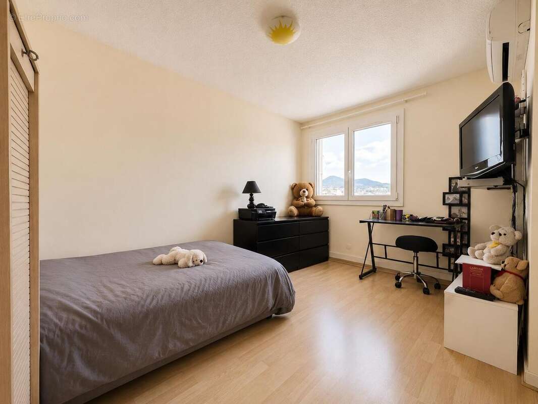   - Appartement à NICE