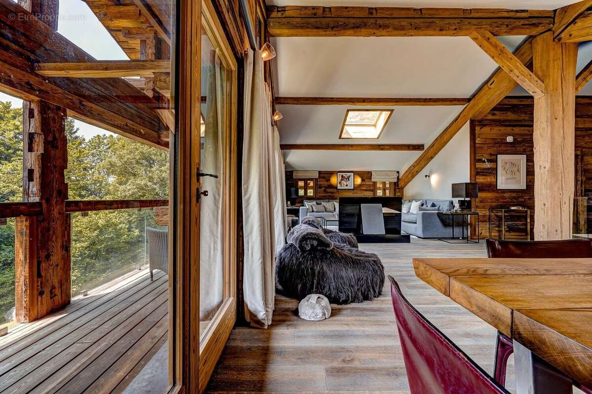 Maison à ARACHES-LA-FRASSE