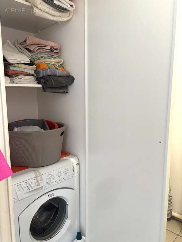 Appartement à MARSEILLE-3E