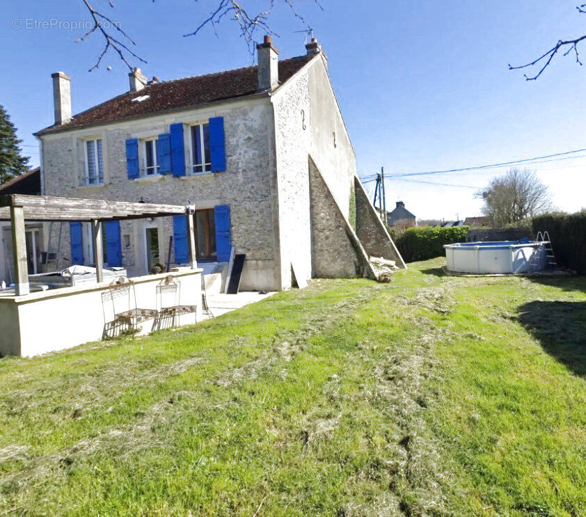 Maison à JOUY-SUR-MORIN