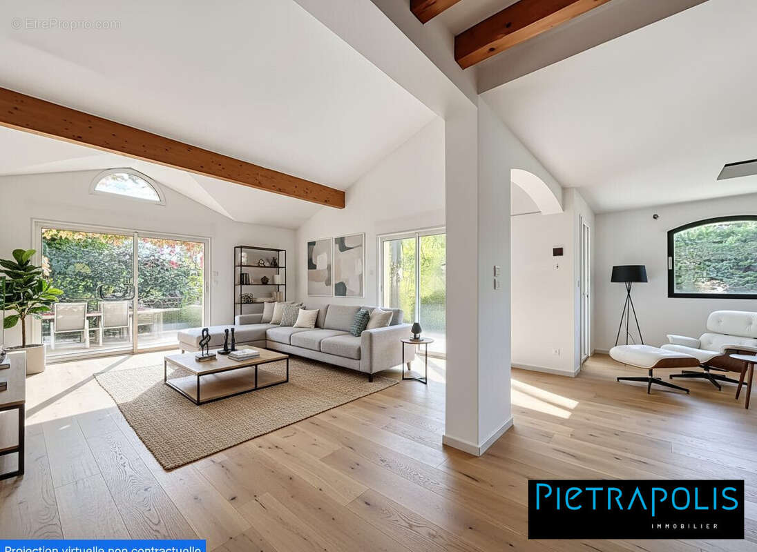 Maison à CAILLOUX-SUR-FONTAINES