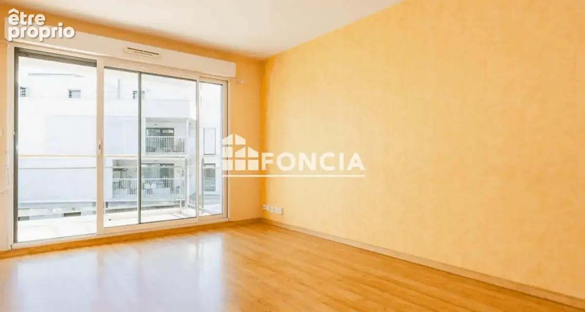Quartier Beaulieu – Plaine de Baud, Rennes Est -  A vendre type 2 - libre d'occupation - balcon - garage - photo 2