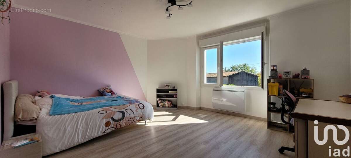 Photo 5 - Maison à MARNES