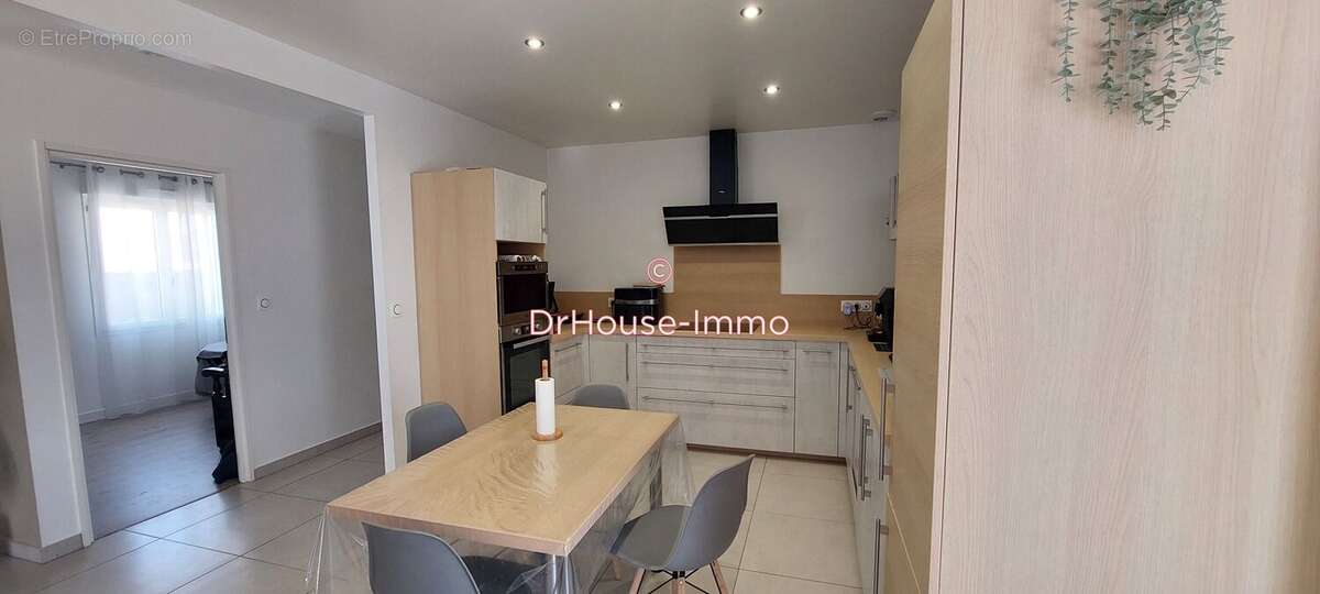 Maison 150 m² à Breviandes  - photo 9